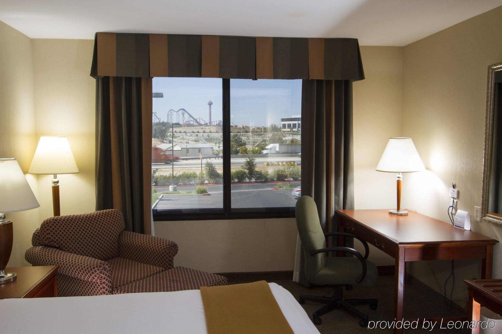 Best Western Valencia/Six Flags Inn&Suites Santa Clarita Exterior foto