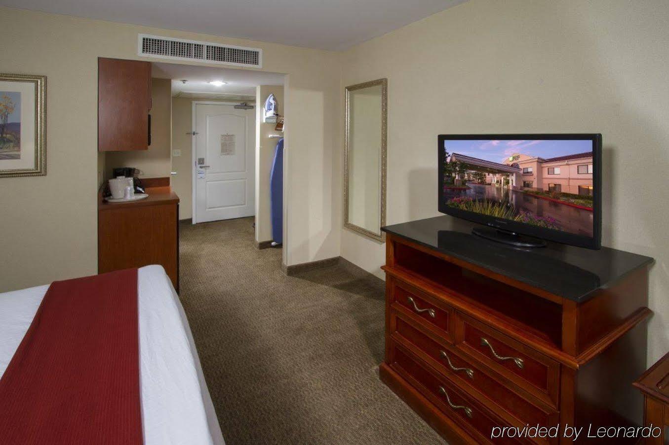 Best Western Valencia/Six Flags Inn&Suites Santa Clarita Exterior foto